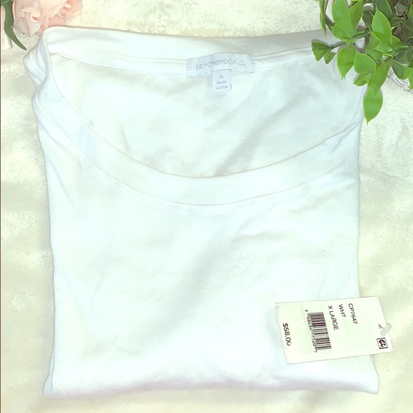 🖤Beyond Yoga Crop🖤 - Picture 3 of 5